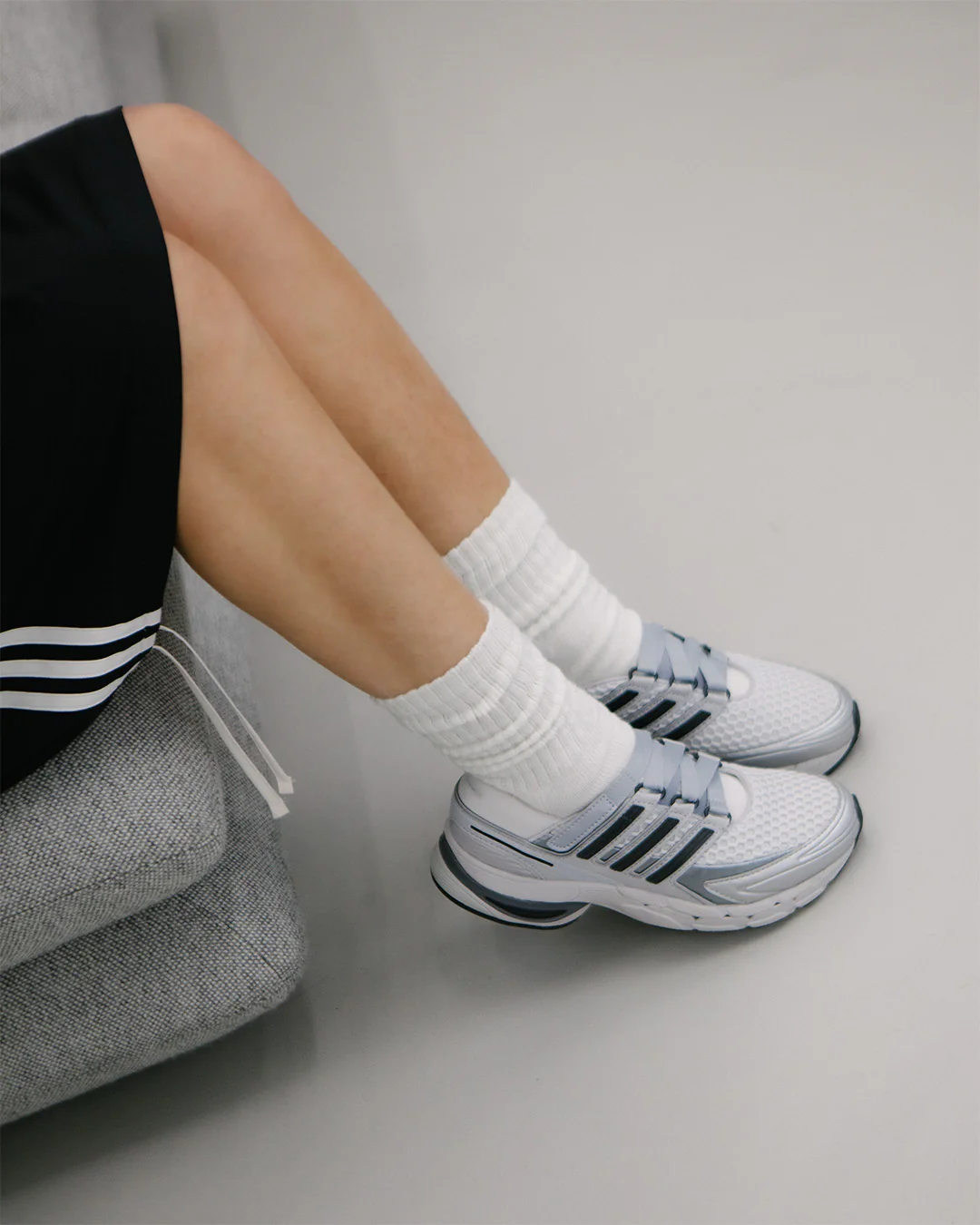 adidas Adistar Control 5 Mary Jane Grey One/Silver Metallic - Image 5