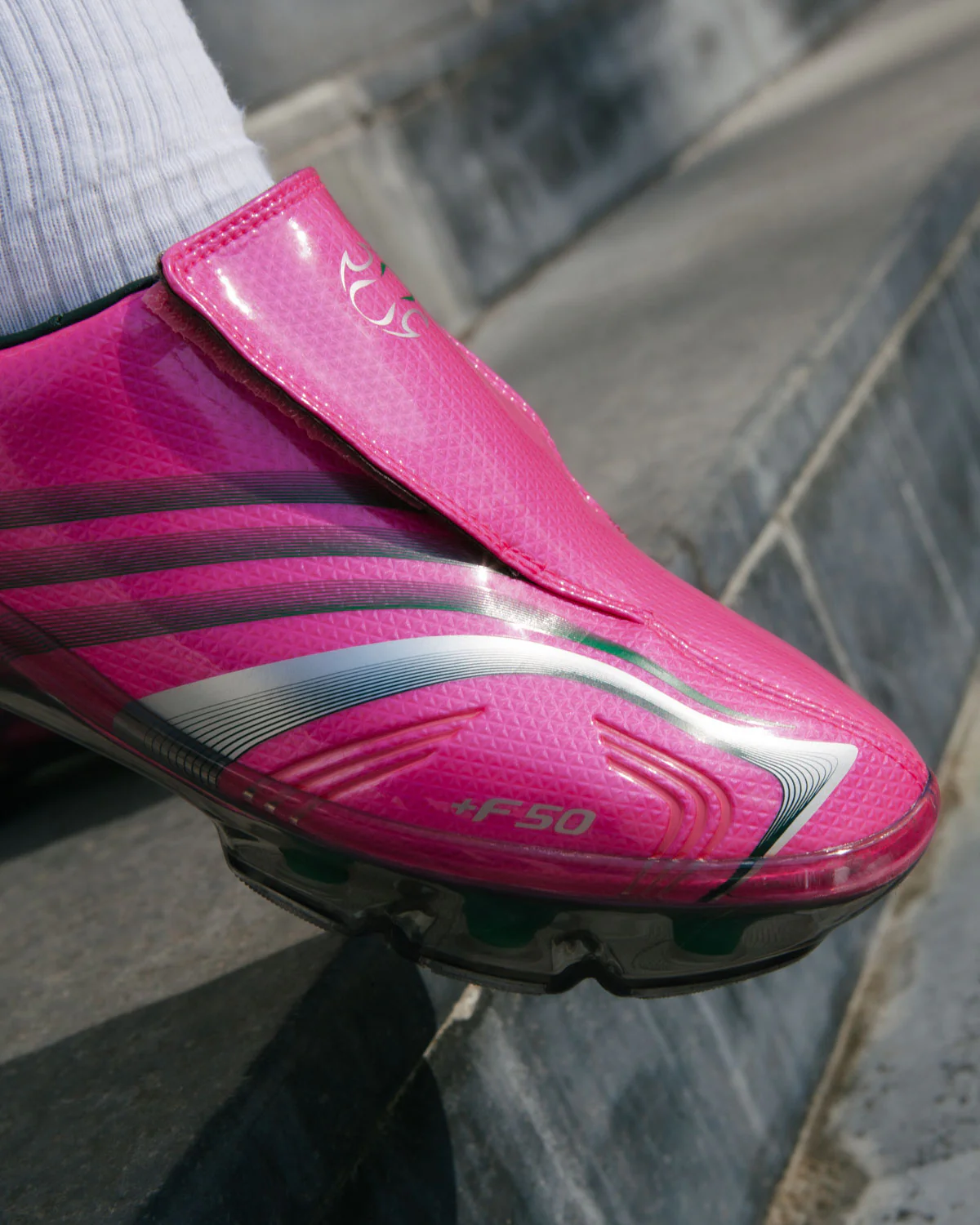 adidas F50 Adiframe Shock Pink - Image 5