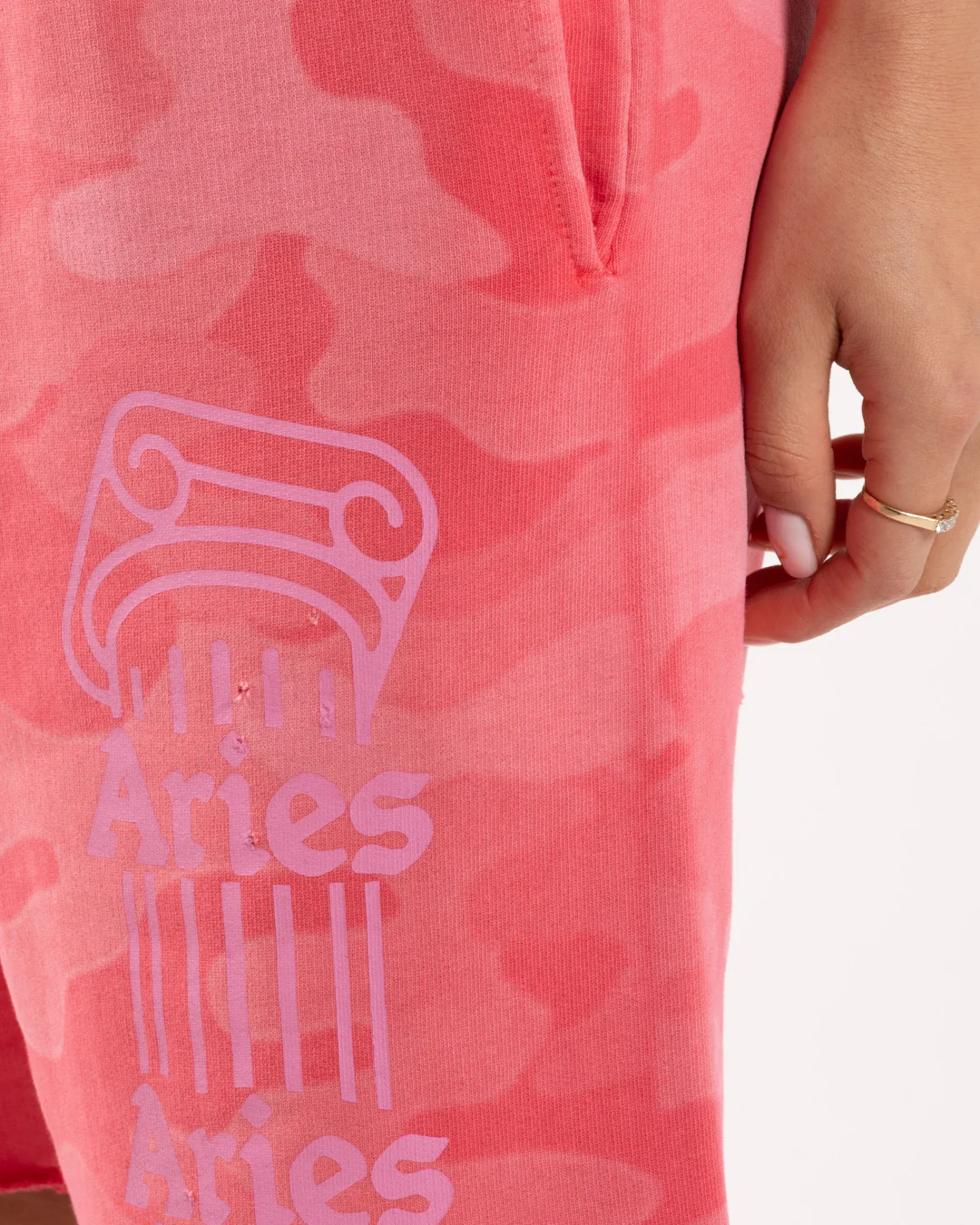 Aries Arise Camo Sweatshort Pink - Image 4