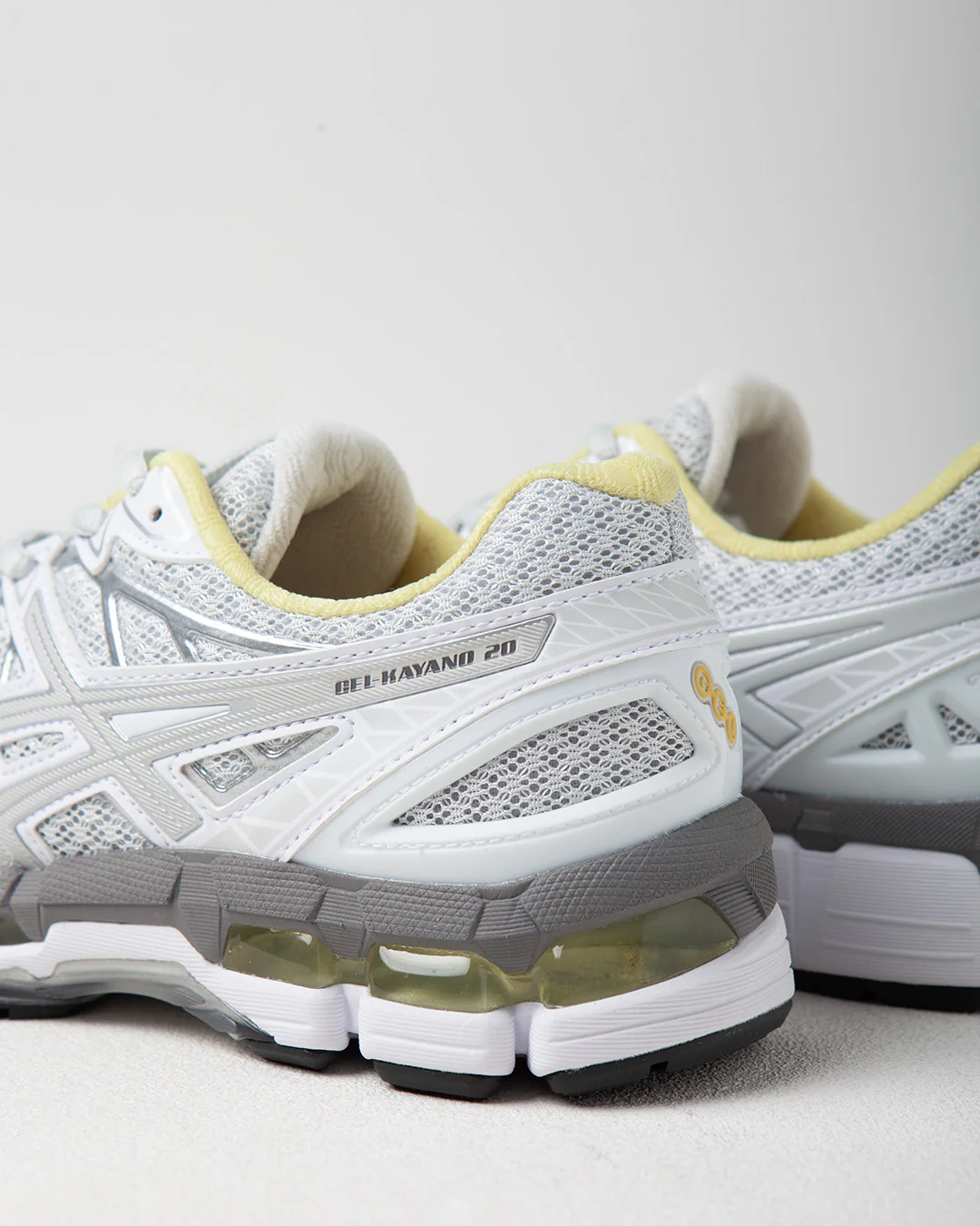 Asics Gel-Kayano 20 Glacier Grey/Glacier Grey - Image 5