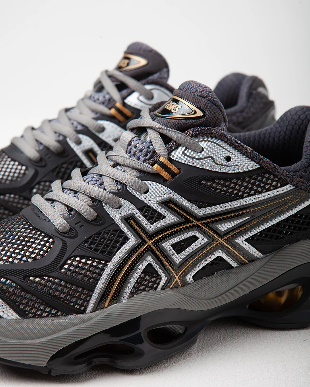 Asics Gel-Kinetic 2.0 Clay Grey/Black - Image 4