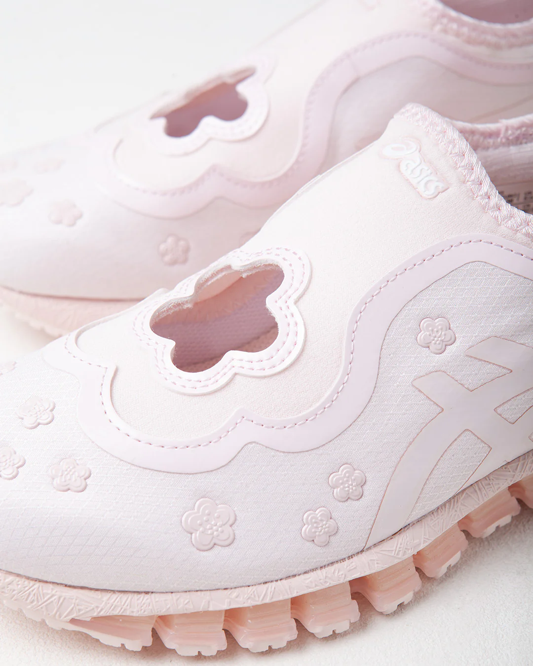 Asics x Cecilie Bahnsen Gel-Quantum 360 Sakuragai - Image 4