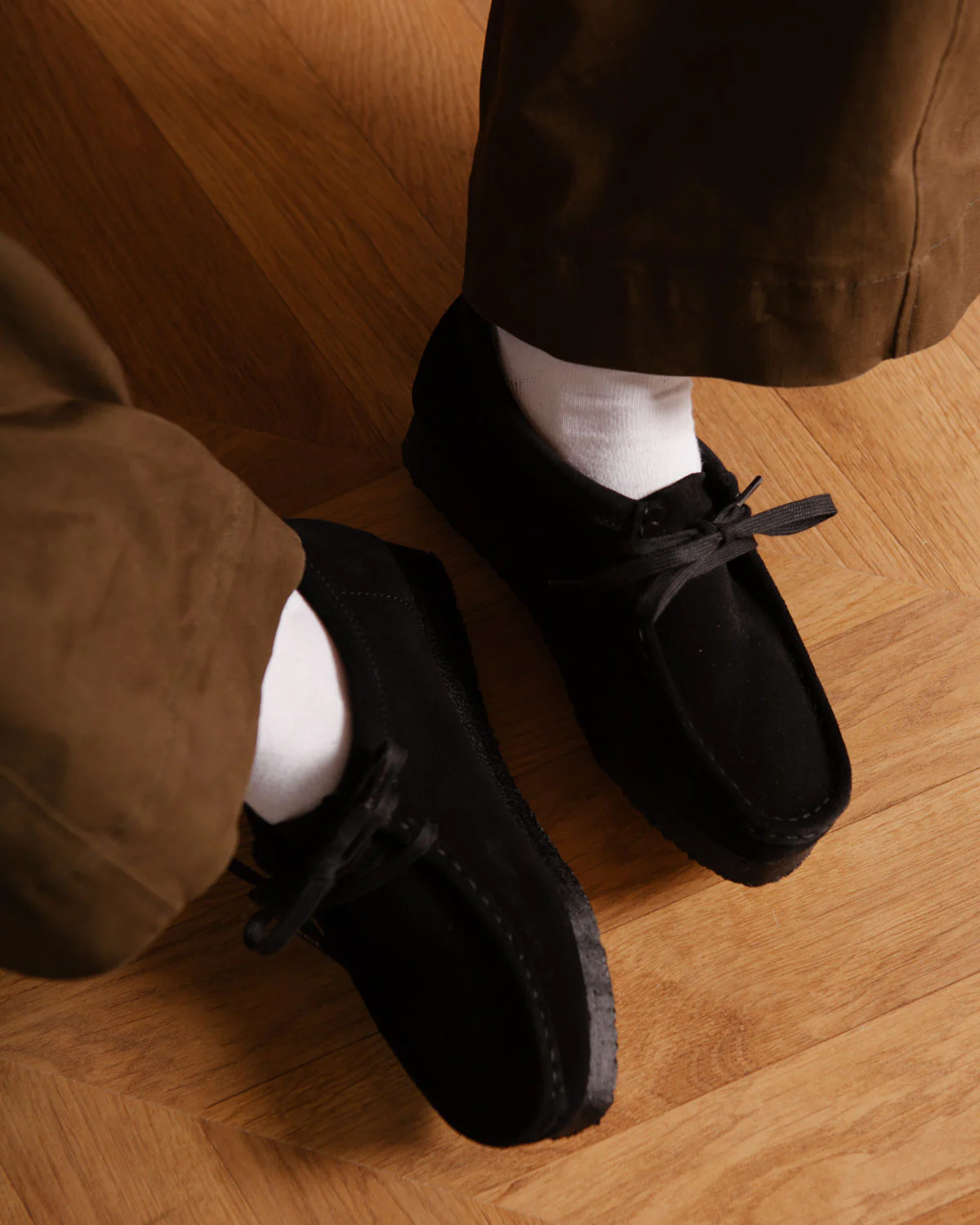 Clarks Originals Wallabee W Low Black - Image 4