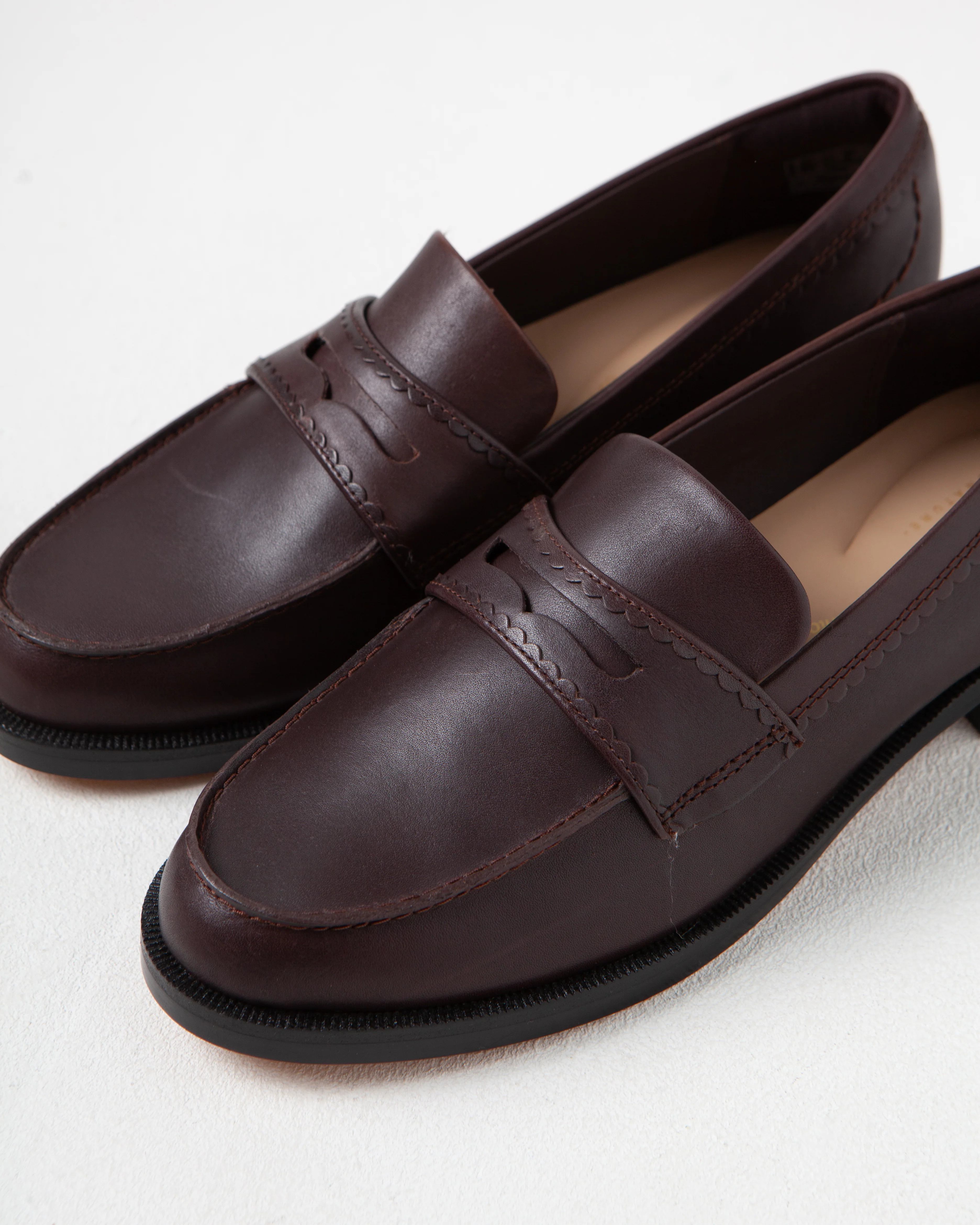 Clarks Straven Edge Dark Brown Leather - Image 4