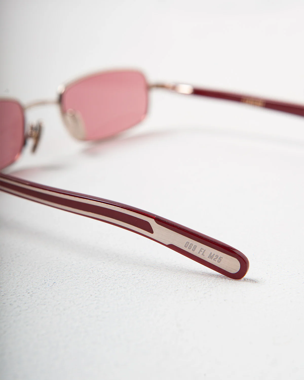 Flatlist Sting Brushed Light Gold/Dust Pink Lens - Image 4