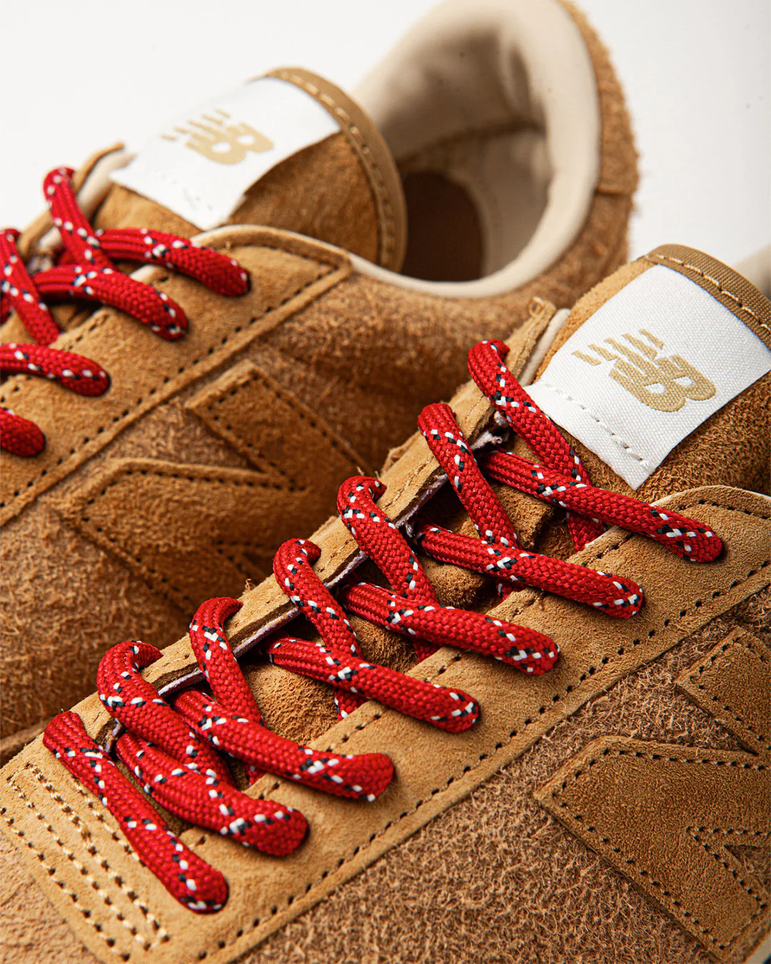 New Balance Gator Run Timberwolf - Image 4