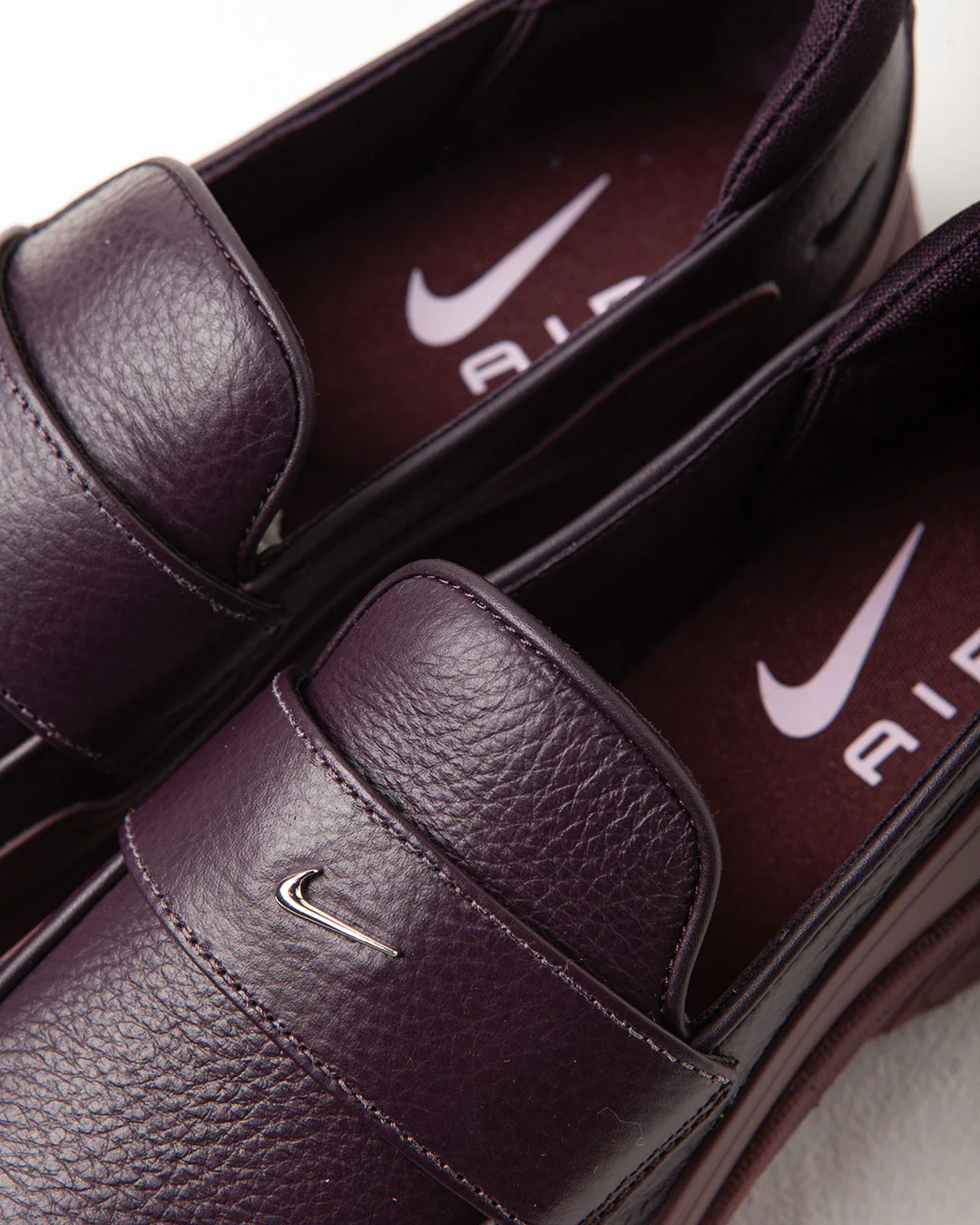 Nike Air Max Phenomena Burgundy Crush/Metallic Silver - Image 4