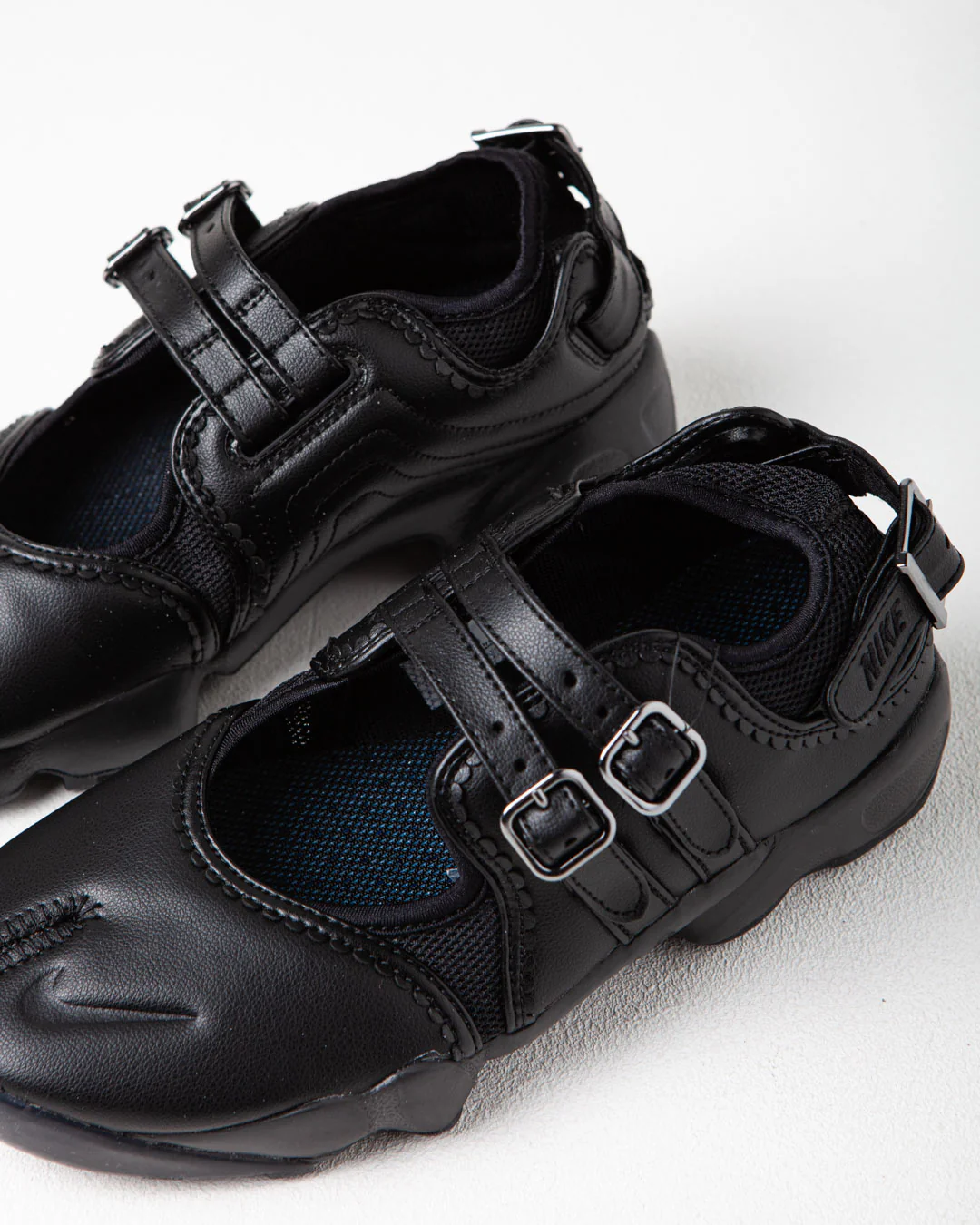 Nike Air Rift Leather Belt Black/Black - Image 4