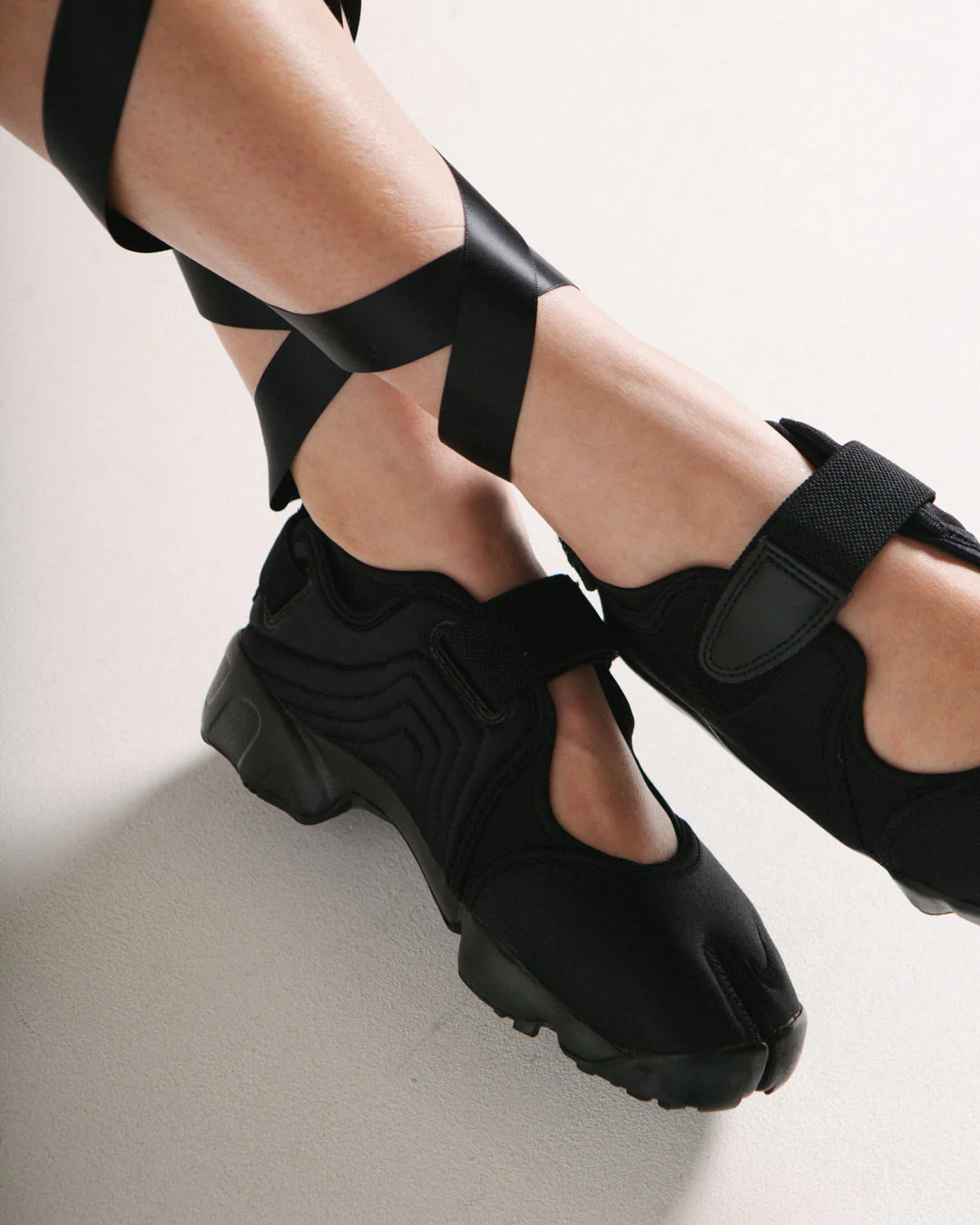 Nike Air Rift SE Ballet Black - Image 3