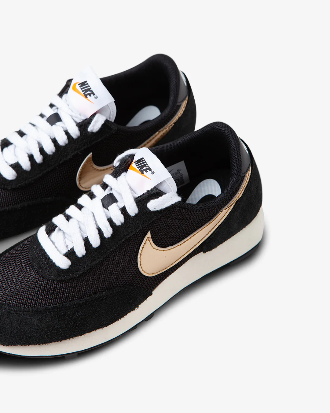 Nike Day Break SP Black/Gold - Image 4