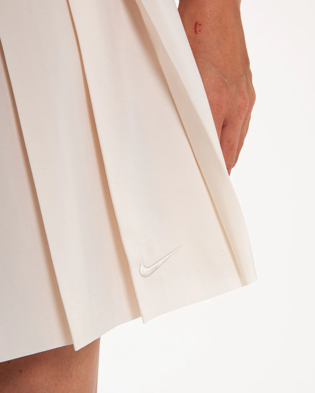 Nike Sportswear Knife Pleat Skirt Chalk - Image 4
