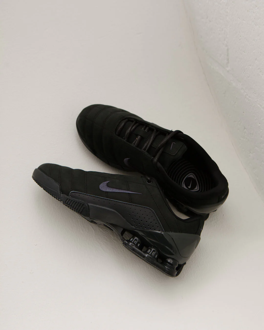 Nike Total 90 Shox Magia Black/Anthracite - Image 4