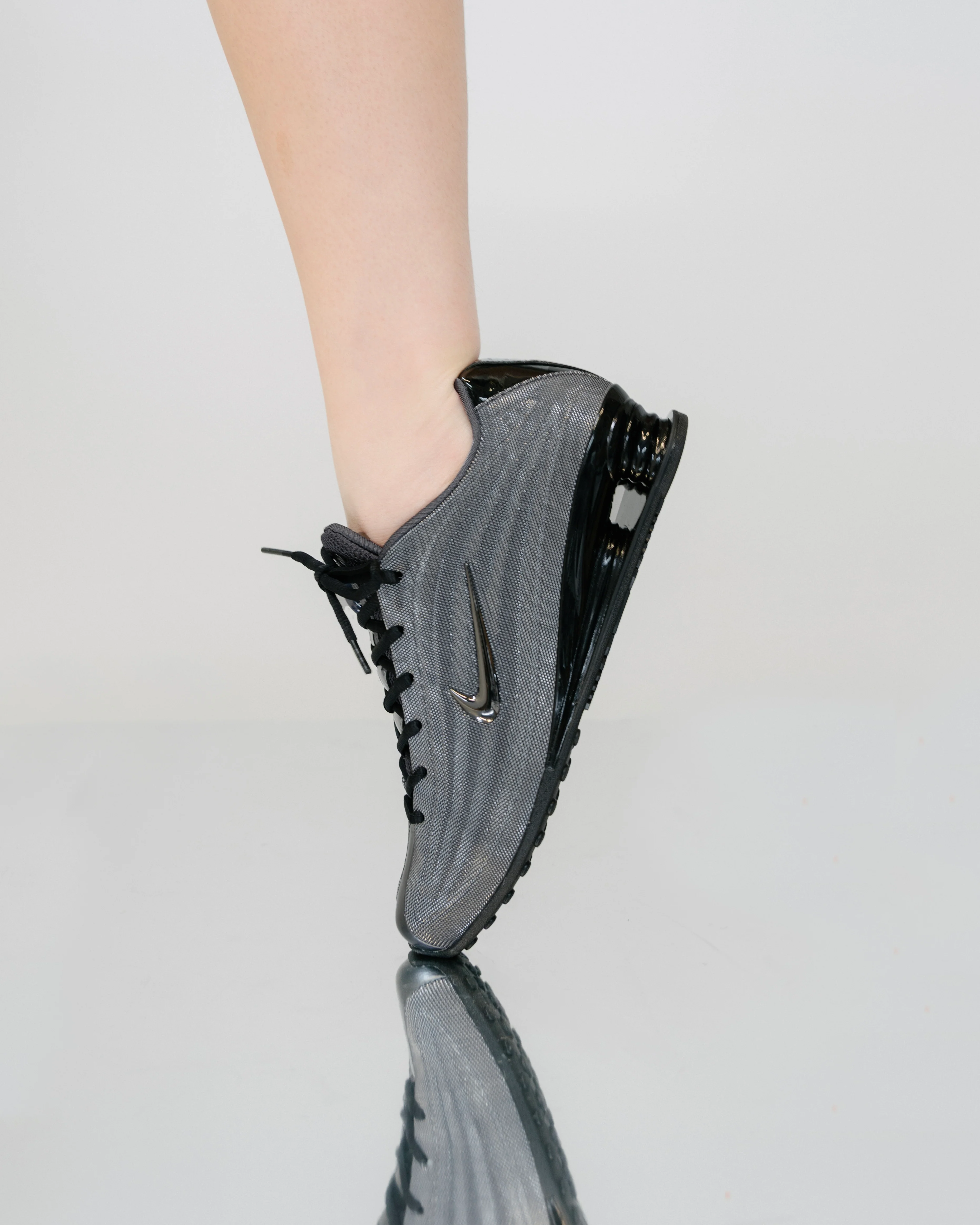 Nike W Shox Z x NAKED Copenhagen Metallic Hematite Grey - Image 4