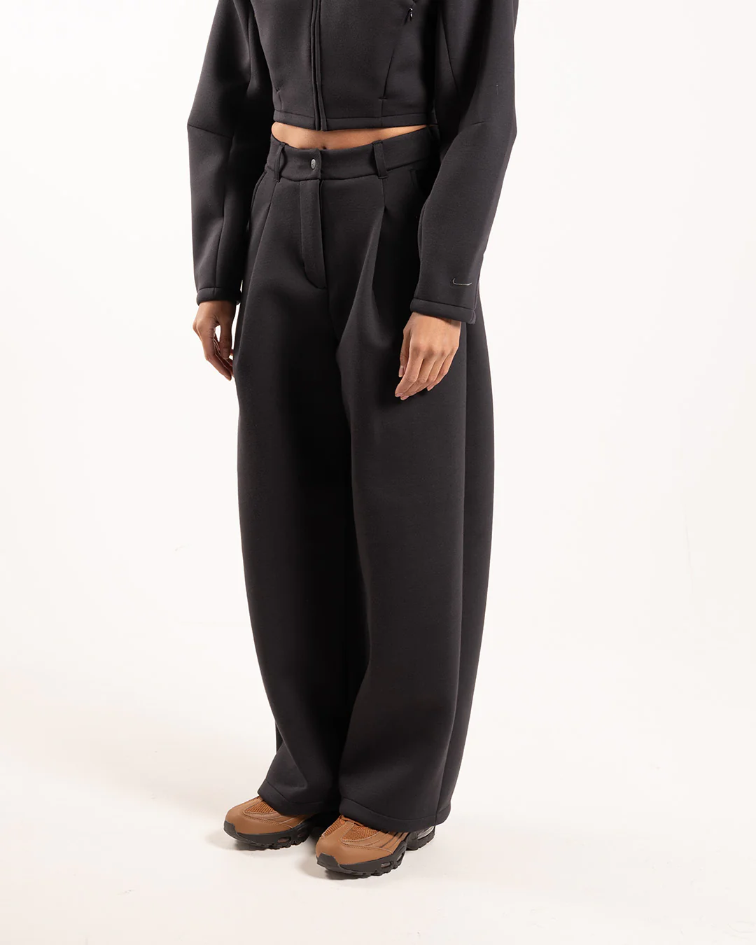 Nike Women Pregame Fleece Trouser Black - Image 2