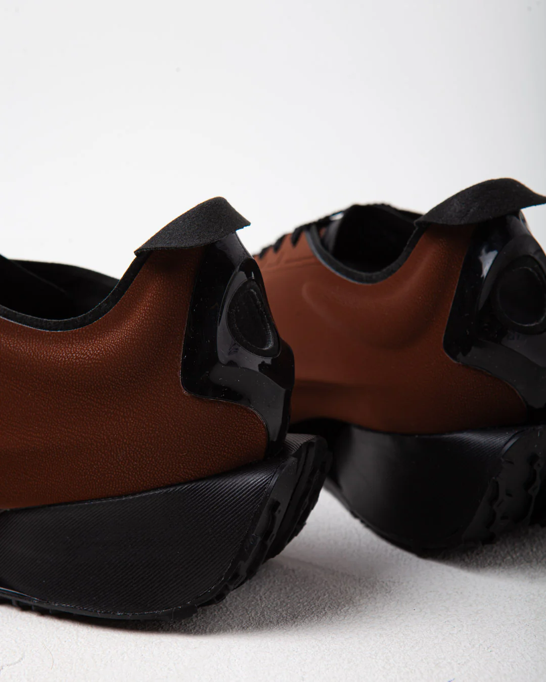 Nike Women's First Sight Cacao Wow/Black - Image 4