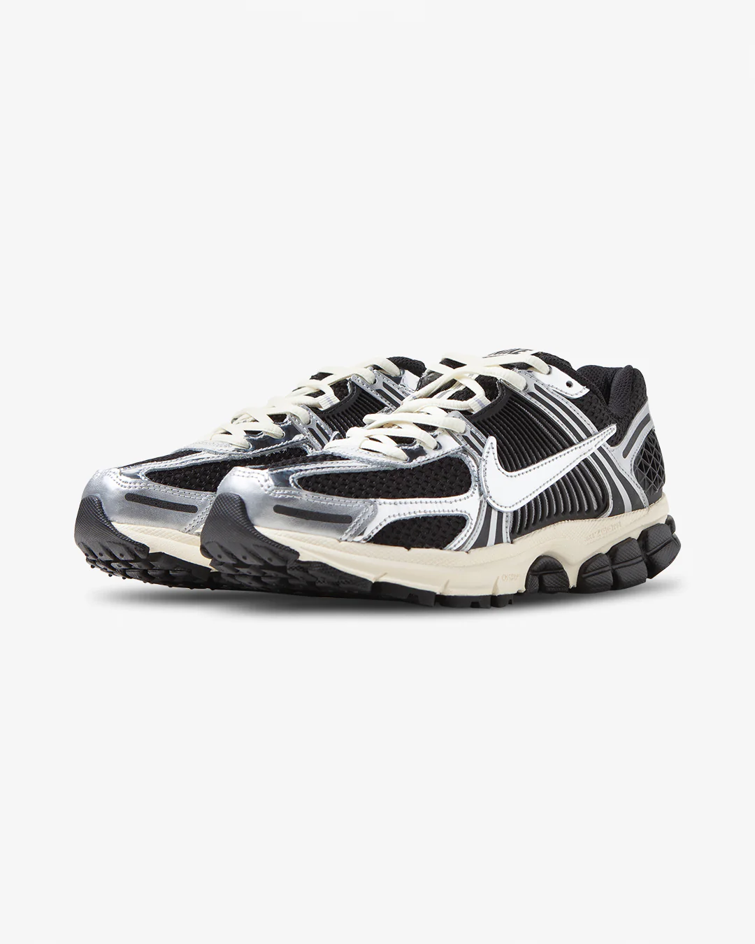 Nike Zoom Vomero Black/Chrome - Image 2