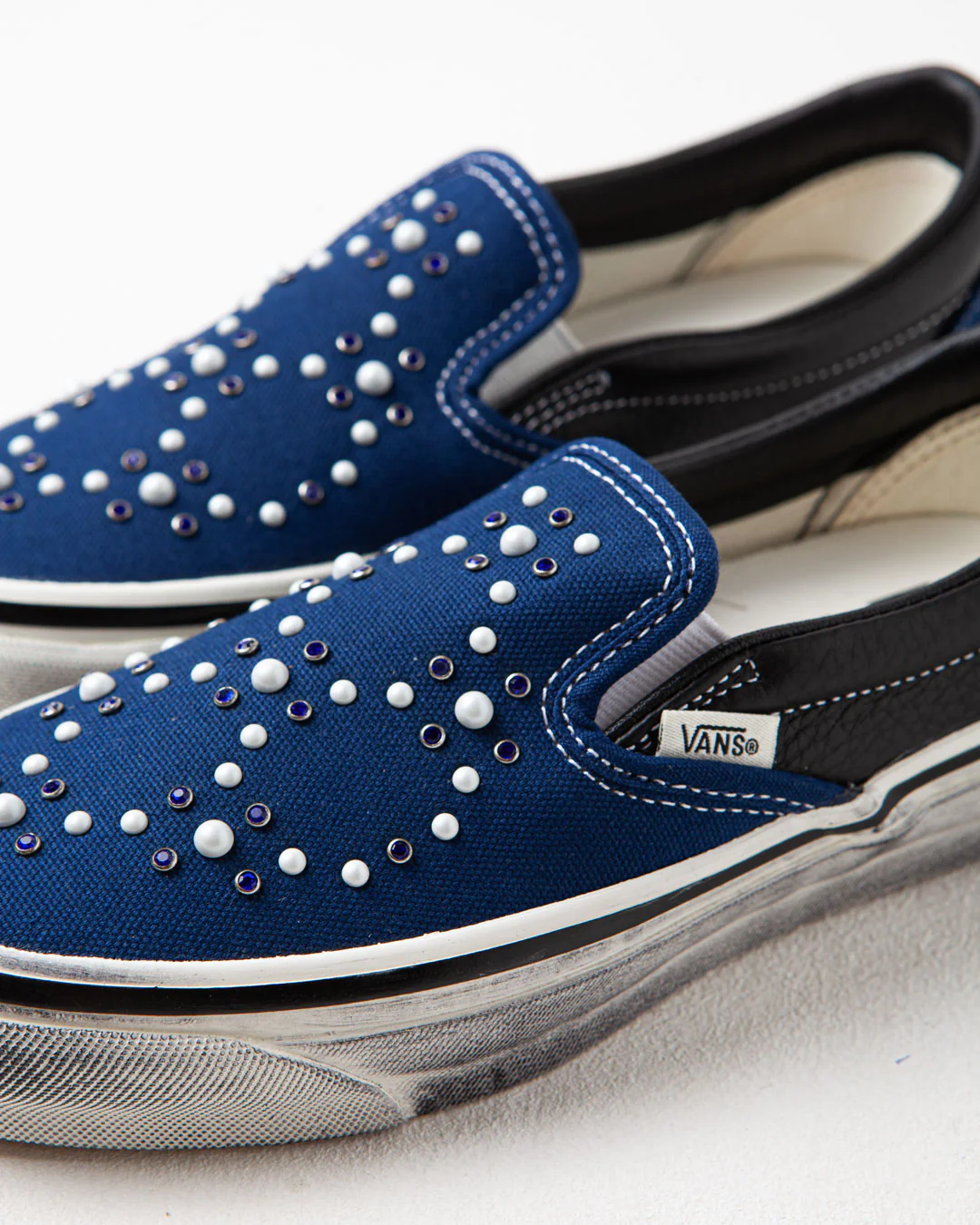 Vans LX Classic Slip-On 98 Pearlised Indigo - Image 4