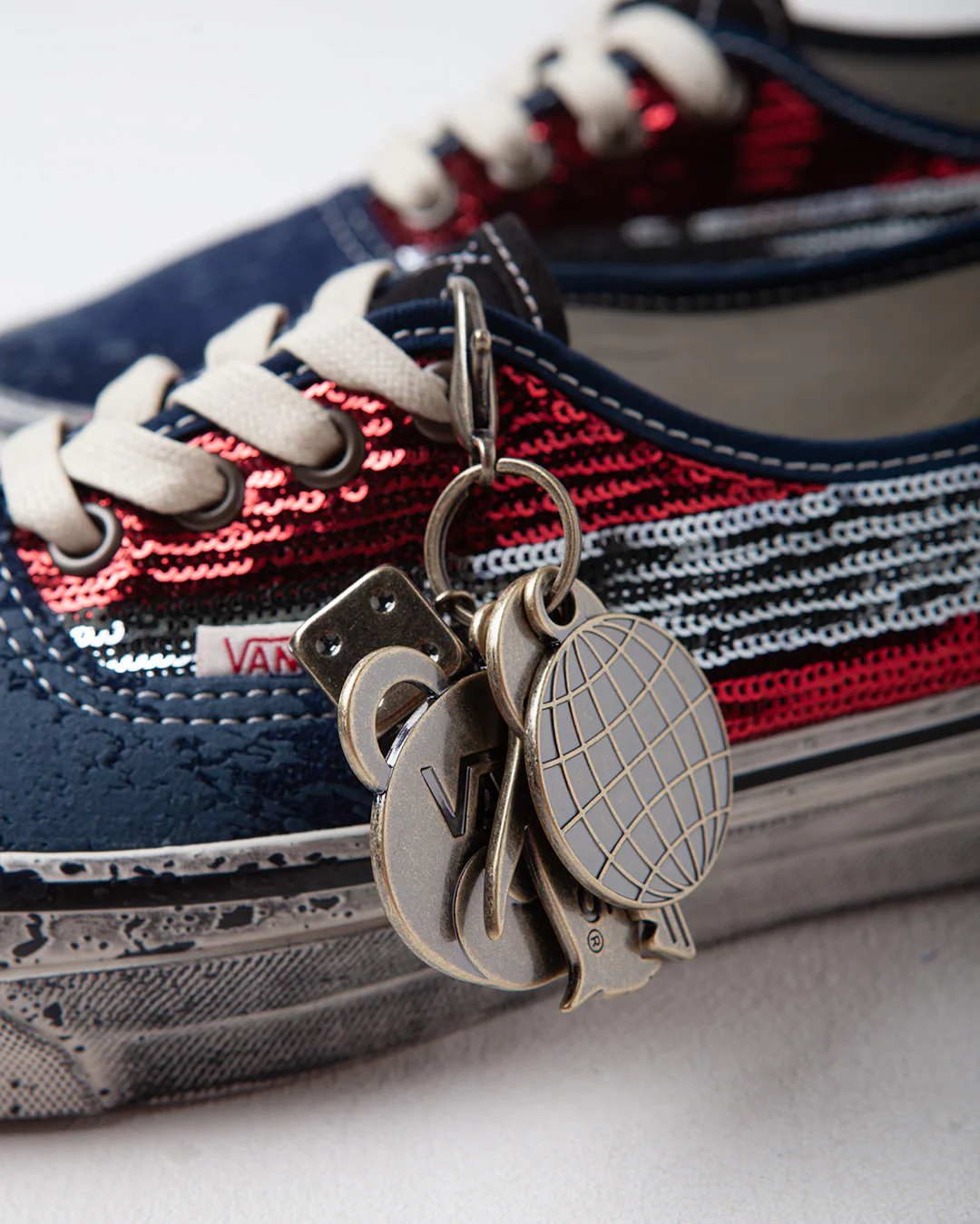 Vans Premium Authentic Red/Blue - Charms Pack - Image 4