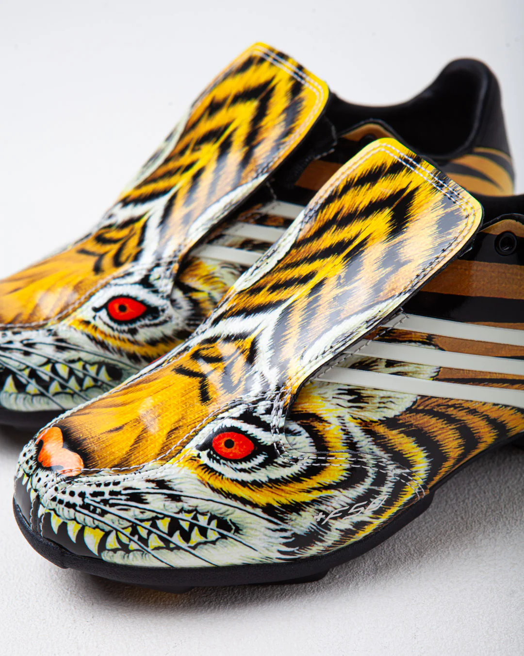 Y-3 F50 Tunit Beast Pack Tiger - Image 4