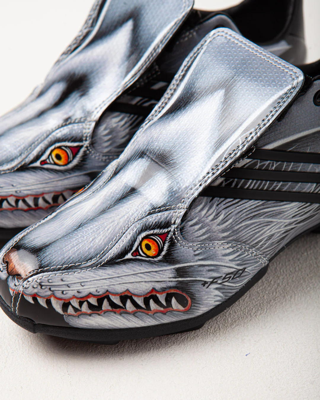 Y-3 F50 Tunit Beast Pack Wolf - Image 4